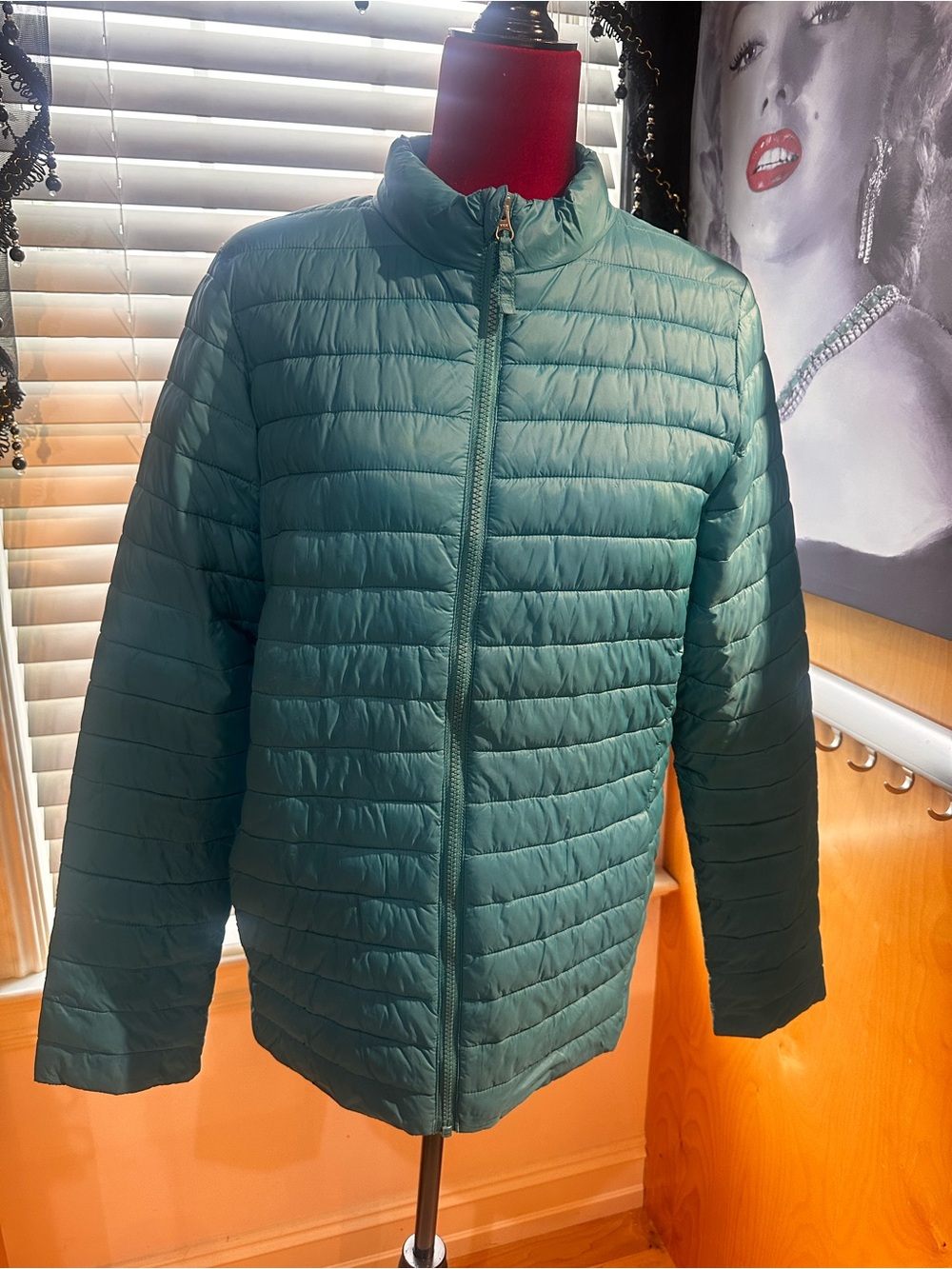 Lands' End Women’s Quilted Puffer Jacket - Teal Green
Size XL